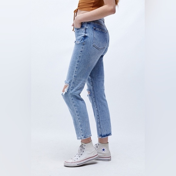 PacSun Light Blue Mom Jeans - Picture 2 of 10